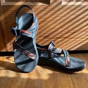 Women’s Chaco Z/Cloud Sandal • Sz 8 • Multi Color
